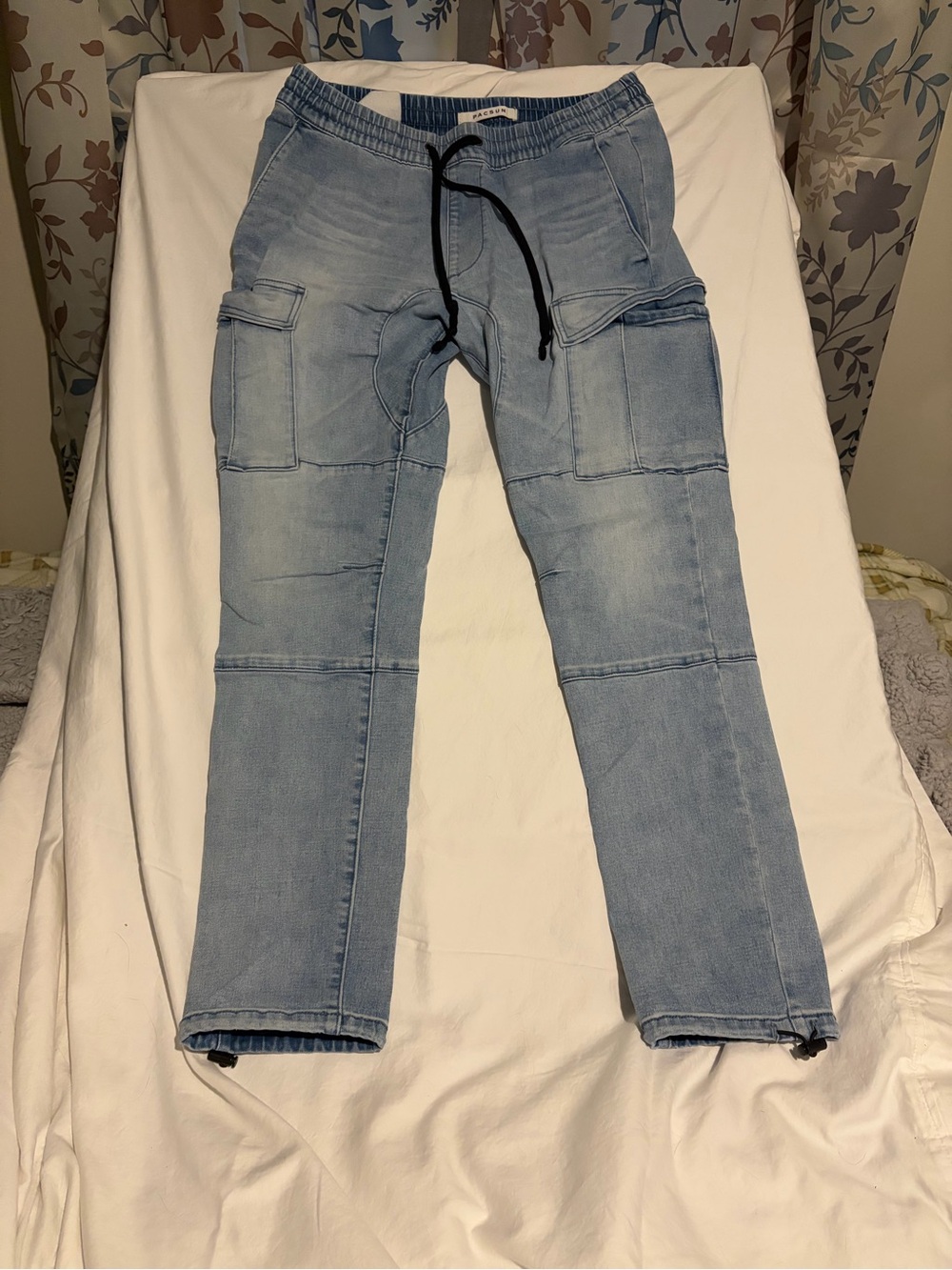 PacSun Light Blue Cargo Jogger Jeans